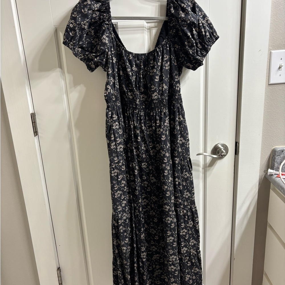 ARULA Black and White Smocked Puff Sleeve Sundress